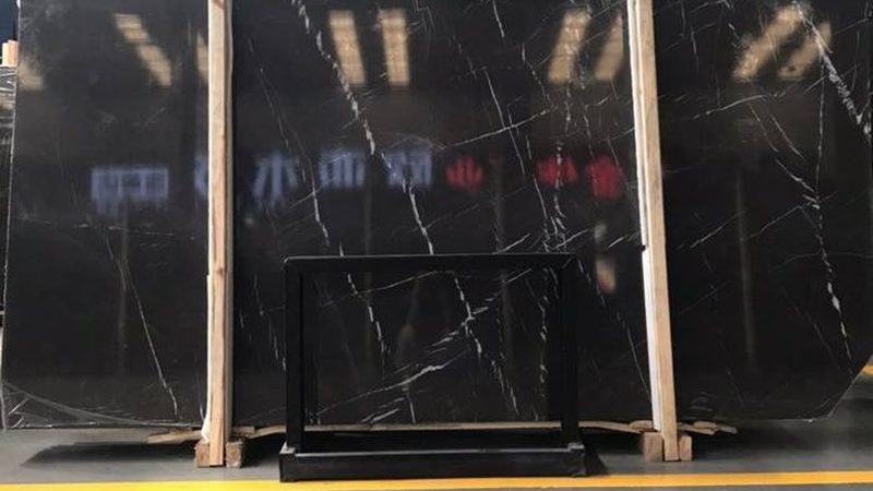 上海石材幕墙安装：价格与品质的平衡之道**